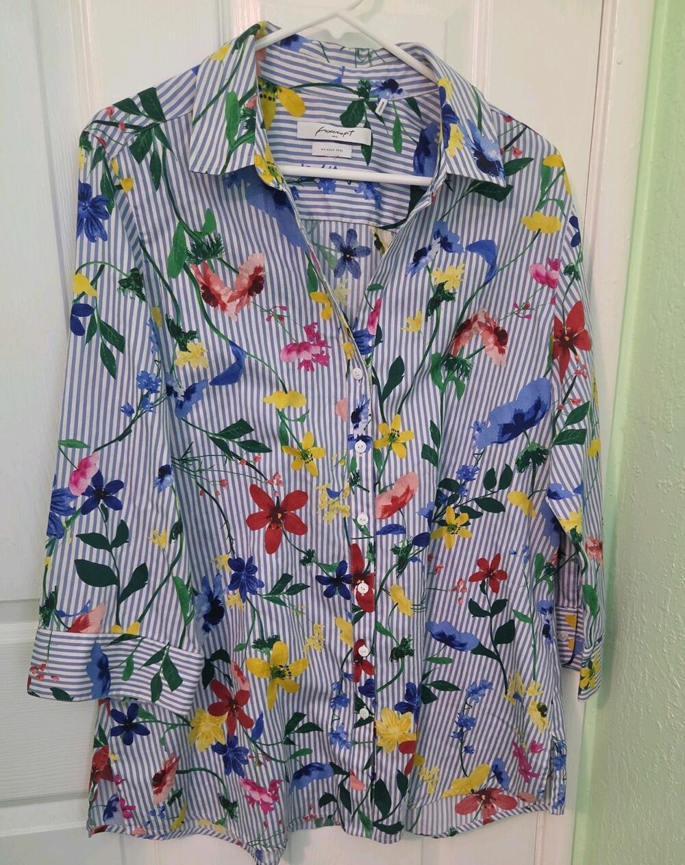 Foxcroft NYC Shirt Womens 16 Blue Floral Cotton Wrinkle Free Button Up